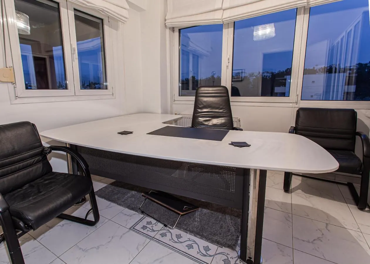 Two Bedroom Bright Apartment With Amazing Veranda Thessaloníki